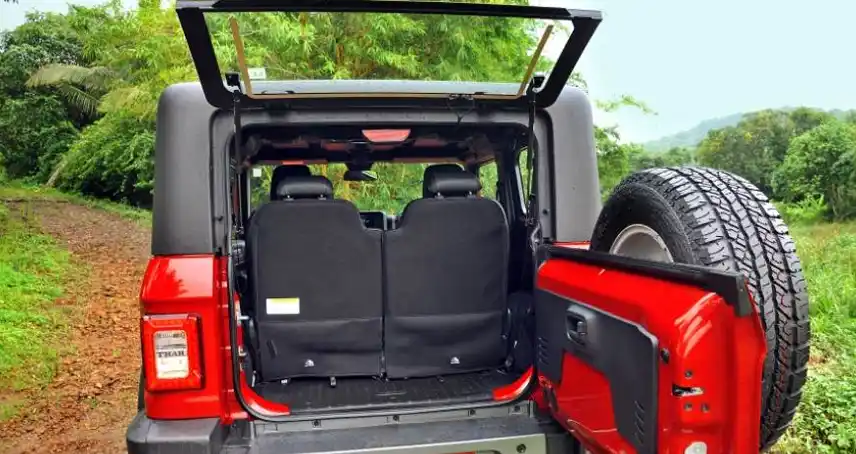 Mahindra Thar Hard Top 4×4 – New Model (Automatic)